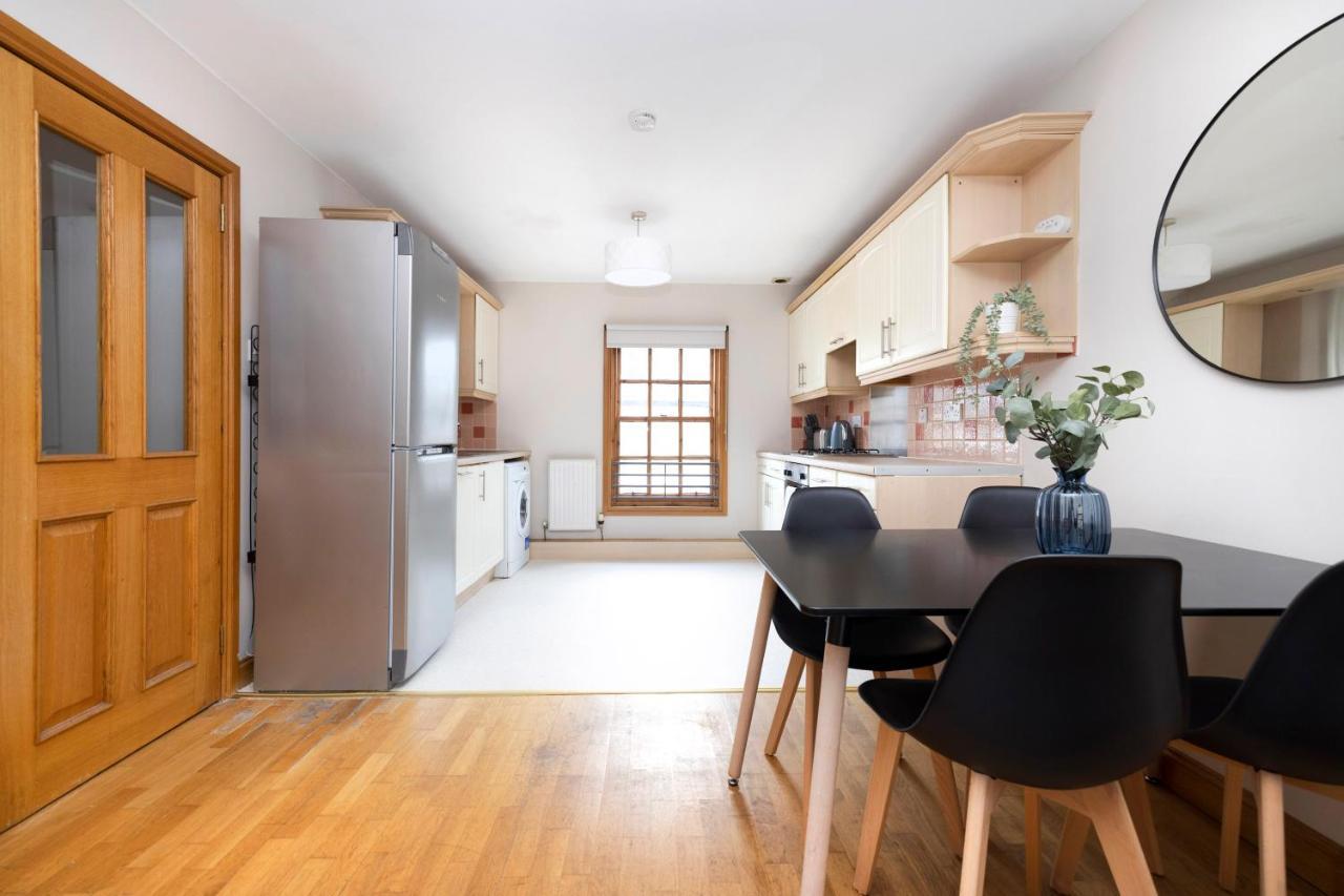 Joivy Bright And Cosy Flat Near The Scotland Gallery Apartment