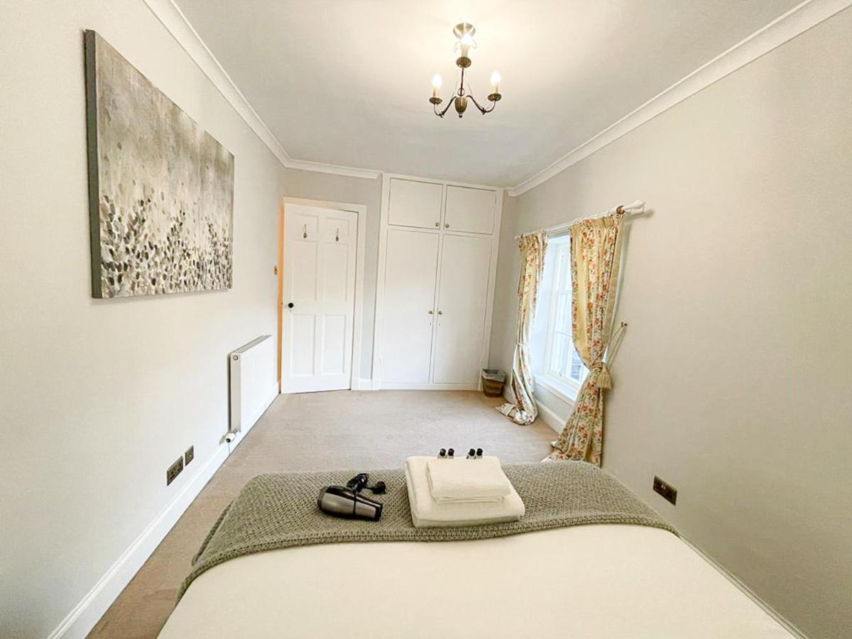 Sophisticated 3br With Garden, Quiet New Town Lane * Edinburgh