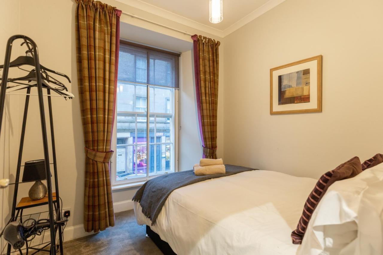 Two Bedroom Within Walking Distance To Centre EDI