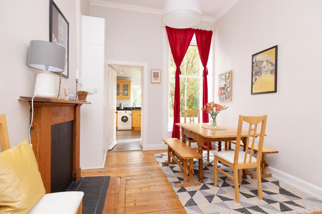 Joivy 3-bed Meadows Flat Near Castle * Edinburgh
