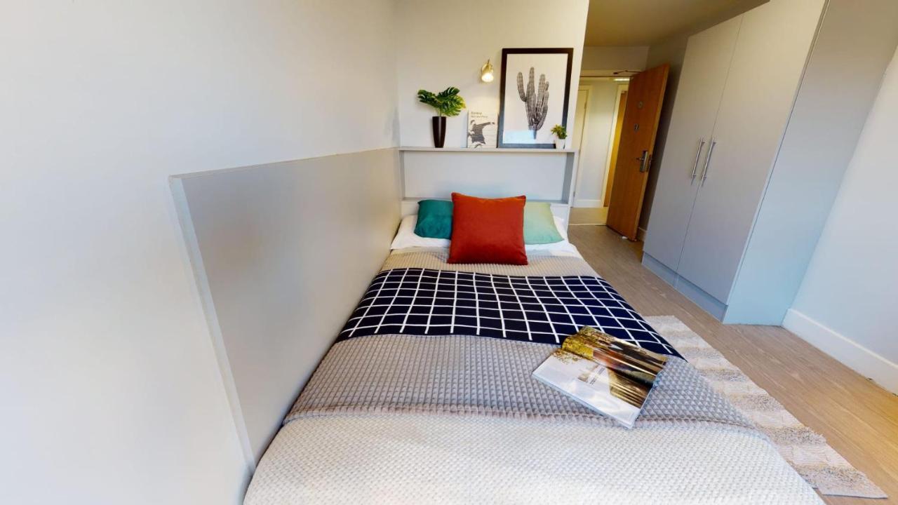 Appartement And Ensuite Bedrooms With Shared Kitchen At Fountainbridge In