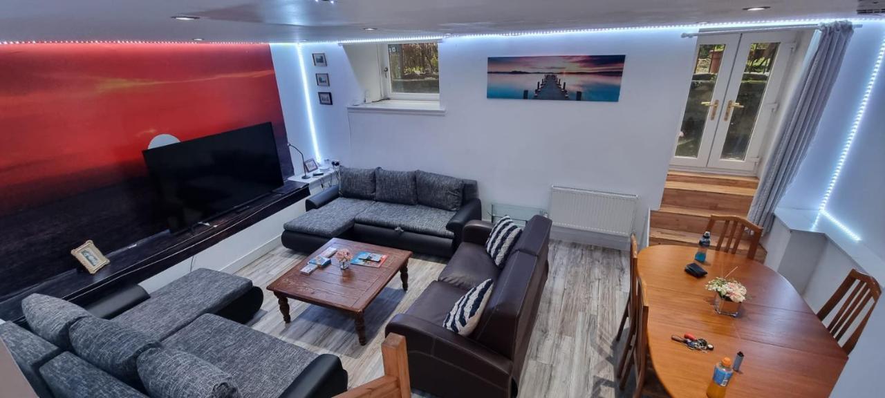 Apartment Luxury Five Bedroom Deluxe Duplex I Centre I Fully Equipped I Fountainpark *