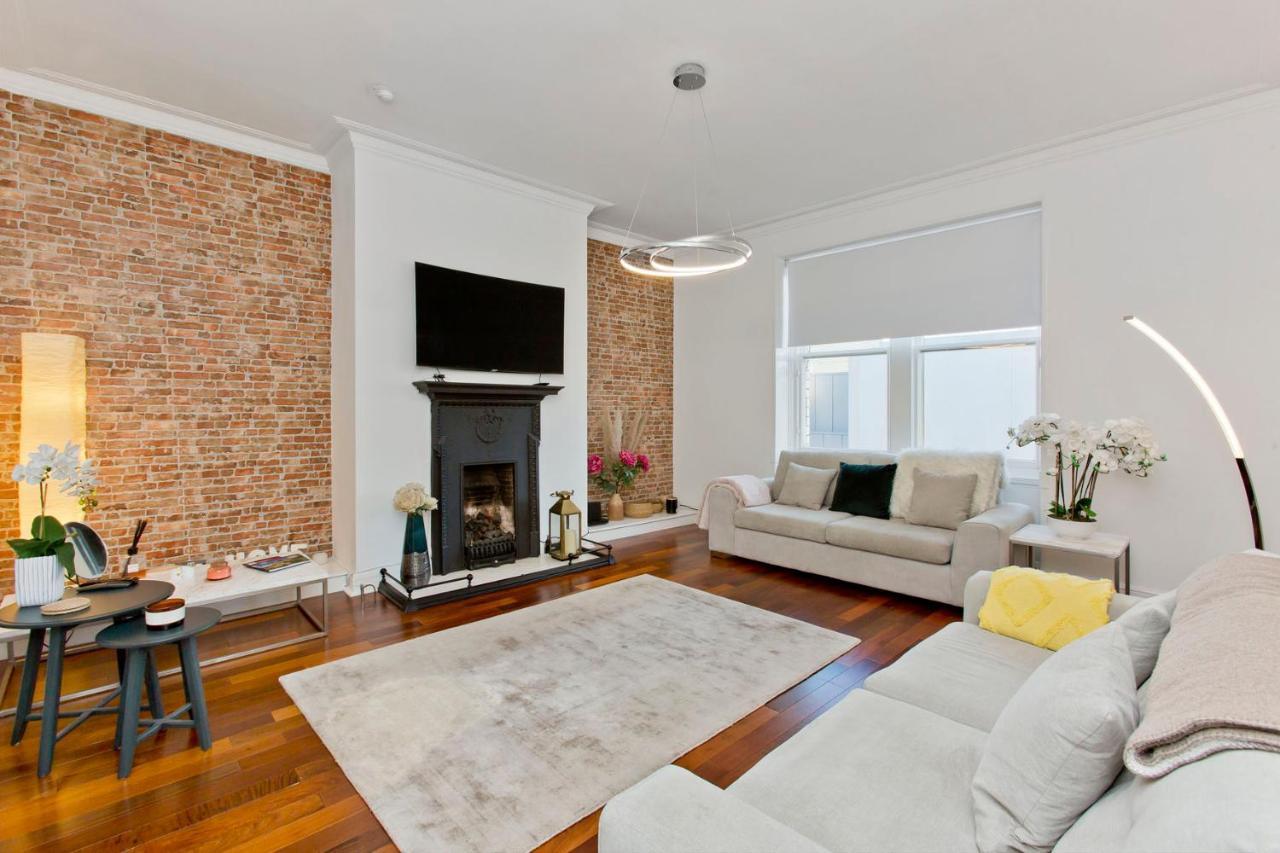 Exquisite & Lively With Fireplace & Panoramic Views * Édimbourg