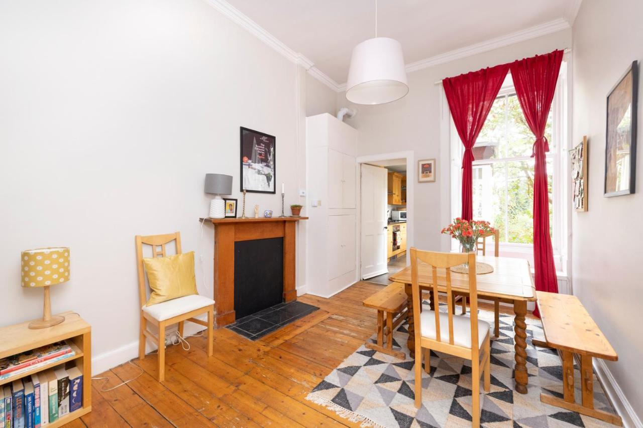 Joivy 3-bed Meadows Flat Near Castle Apartment Edinburgh