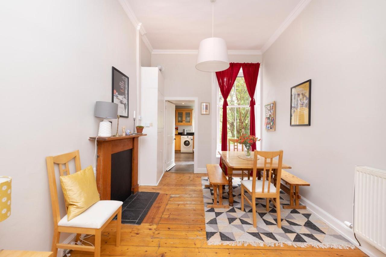 Joivy 3-bed Meadows Flat Near Castle