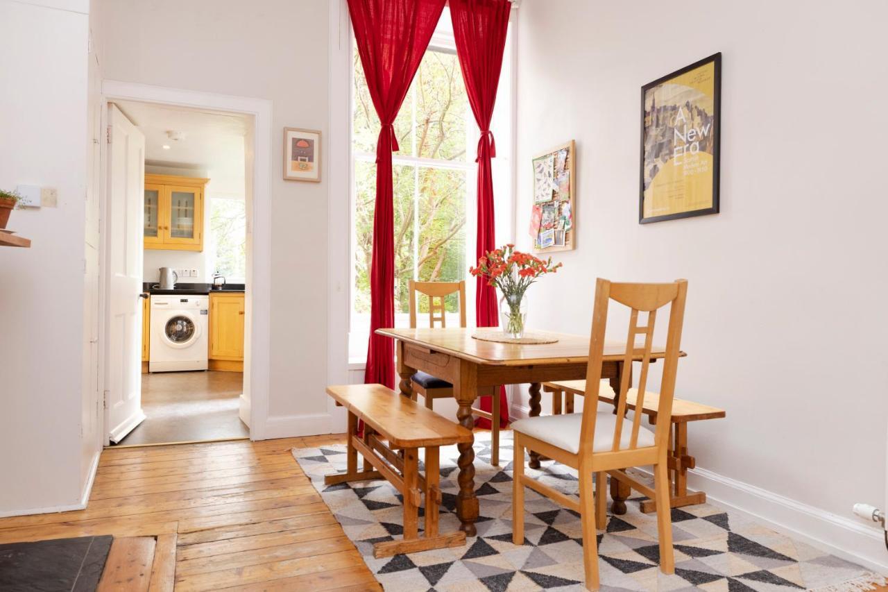Joivy 3-bed Meadows Flat Near Castle Apartment Edinburgh