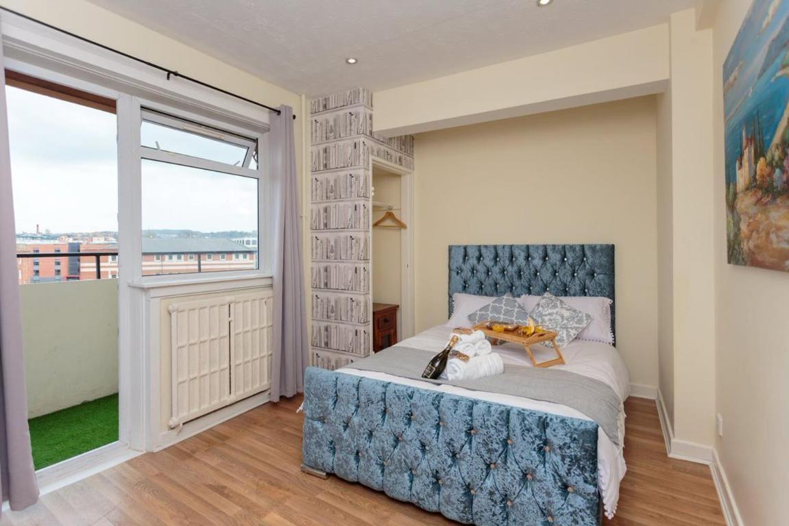 Gorgeous 3-bed Flat, 15 Minutes To Centre *