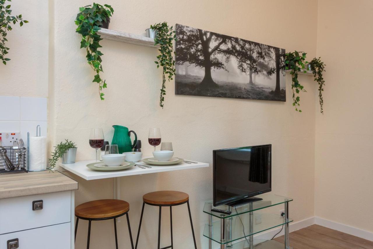 Cozy 1b Groundfloor - 8 Minute From Centre * Edinburgh