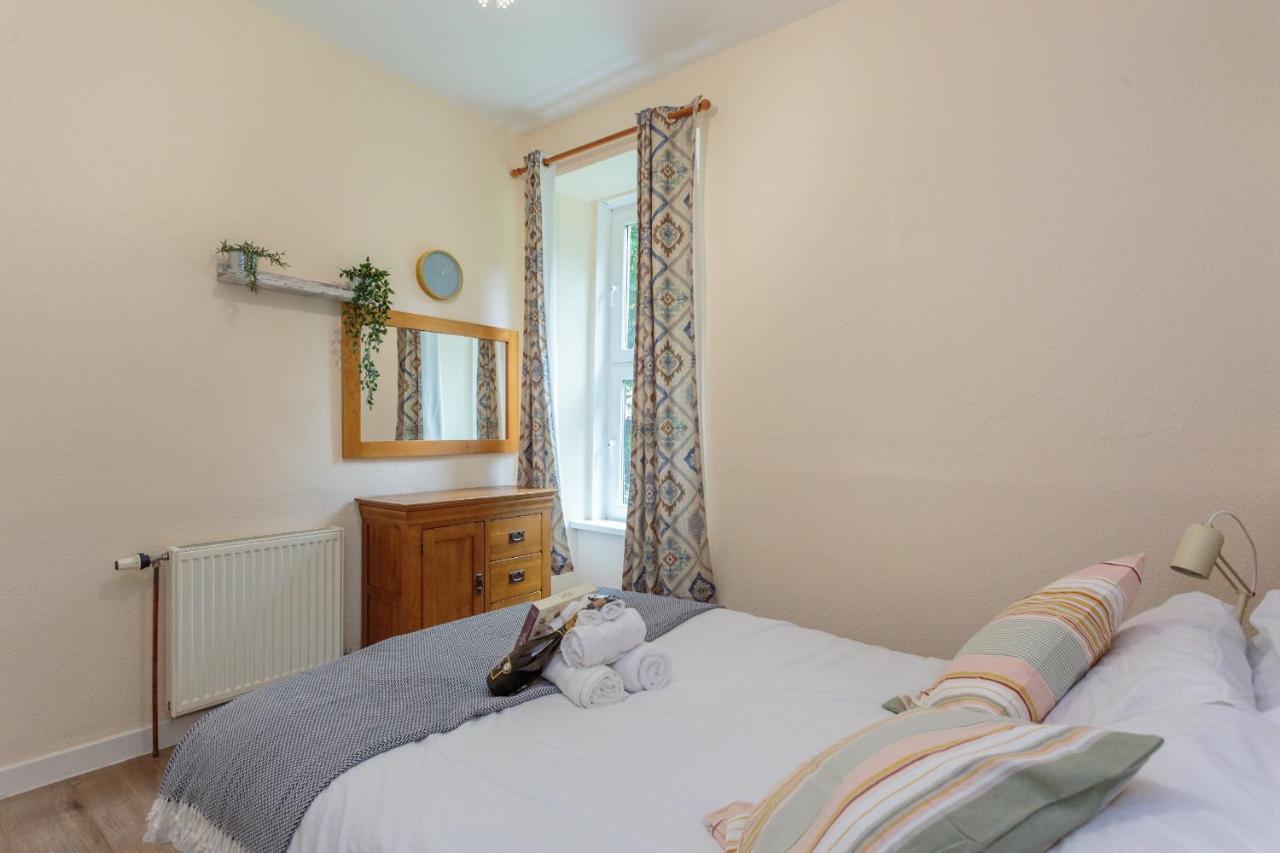 Cozy 1b Groundfloor - 8 Minute From Centre Apartment *