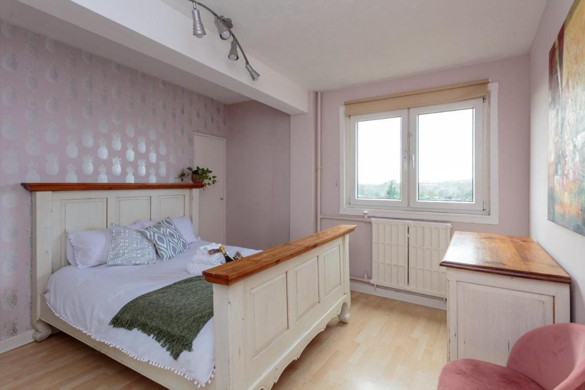 Gorgeous 3-bed Flat, 15 Minutes To Centre EDI