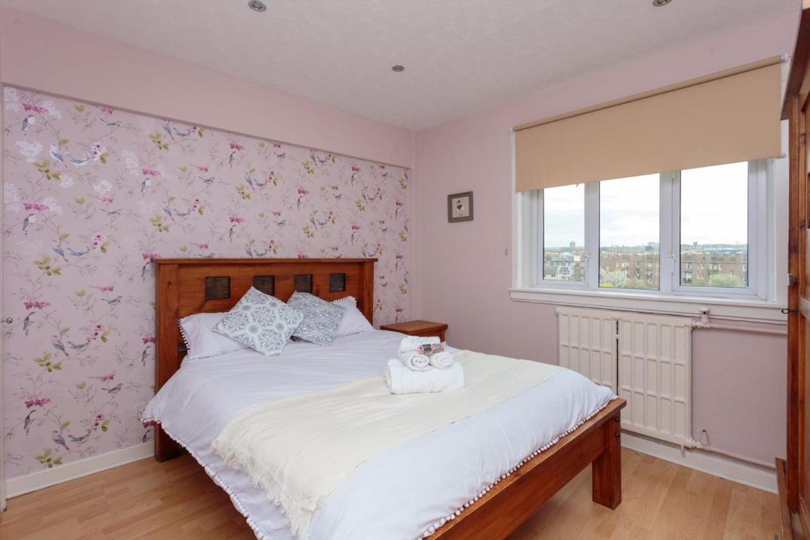 Gorgeous 3-bed Flat, 15 Minutes To Centre Apartment
