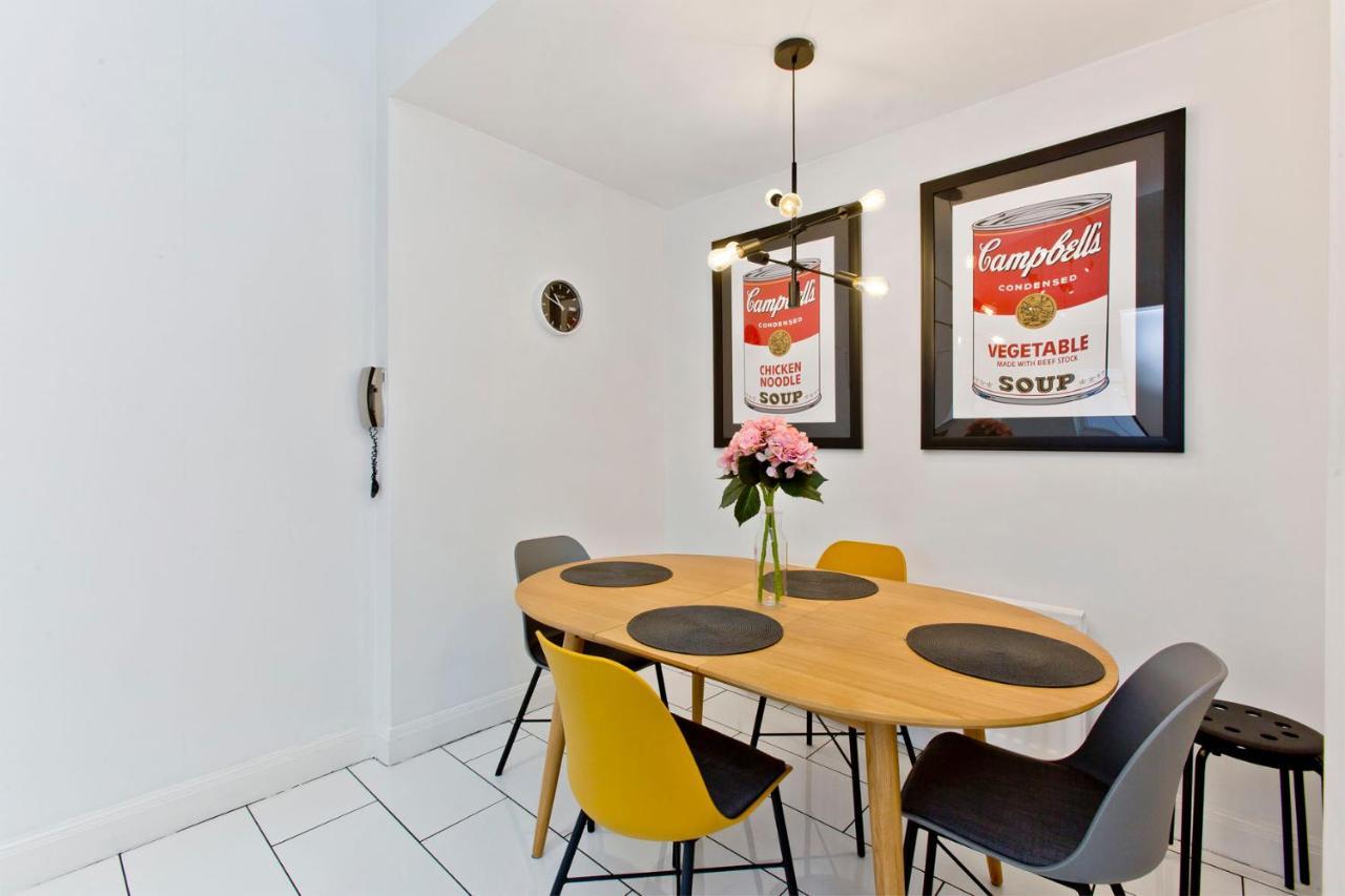 Exquisite & Lively With Fireplace & Panoramic Views Appartement