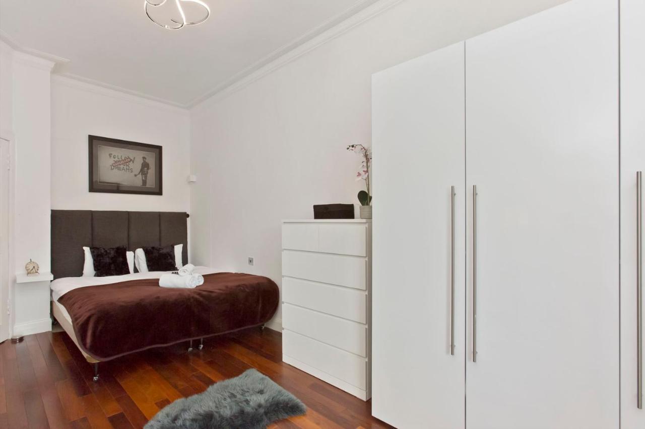 Exquisite & Lively With Fireplace & Panoramic Views *