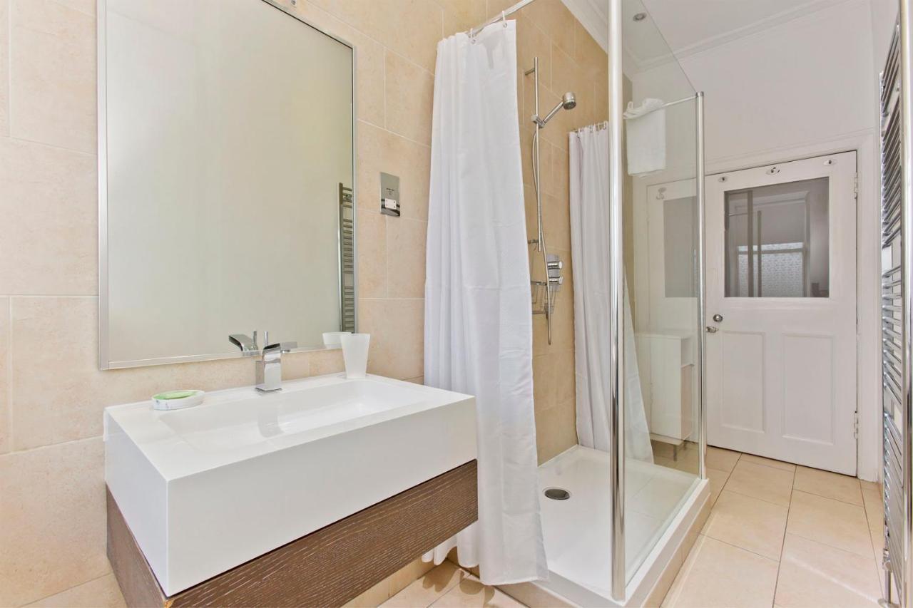 Exquisite & Lively With Fireplace & Panoramic Views Édimbourg