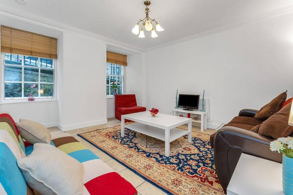 Apartment Perfect Location *