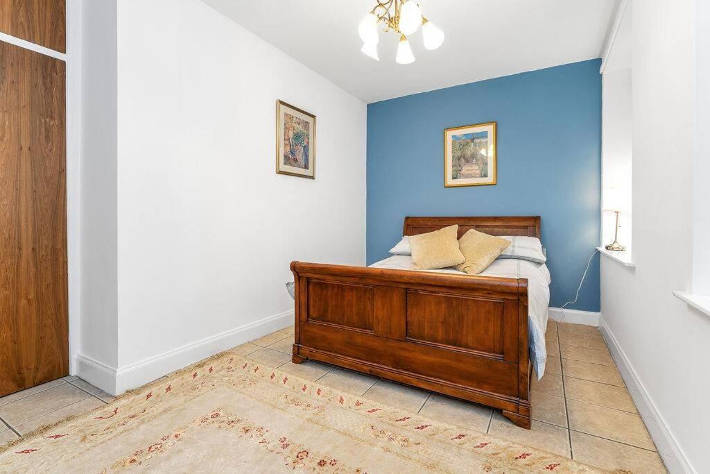 Perfect Location Apartment