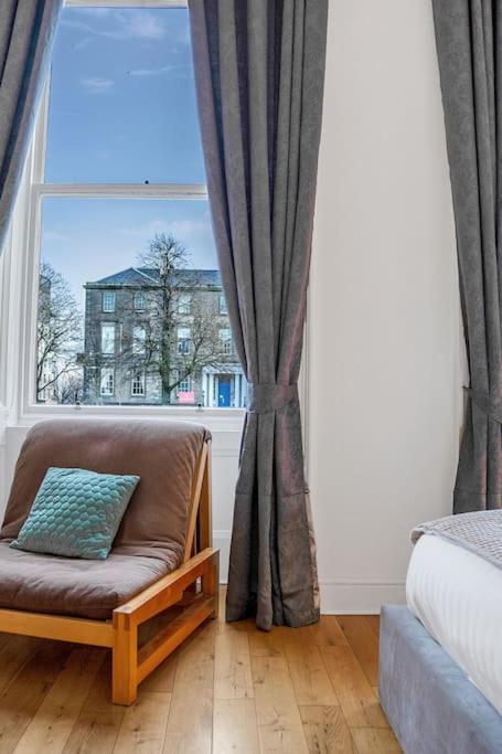 Apartment Luxury 3 Bed 2 Bath Main Door Apartm At Wardie Bay Edinburgh