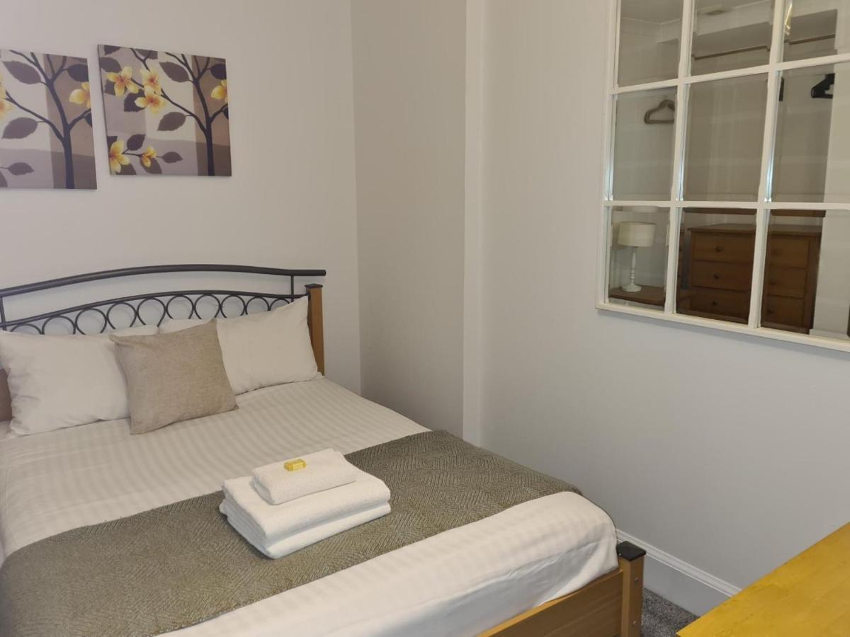 4 New Assembly Close - Royal Mile *