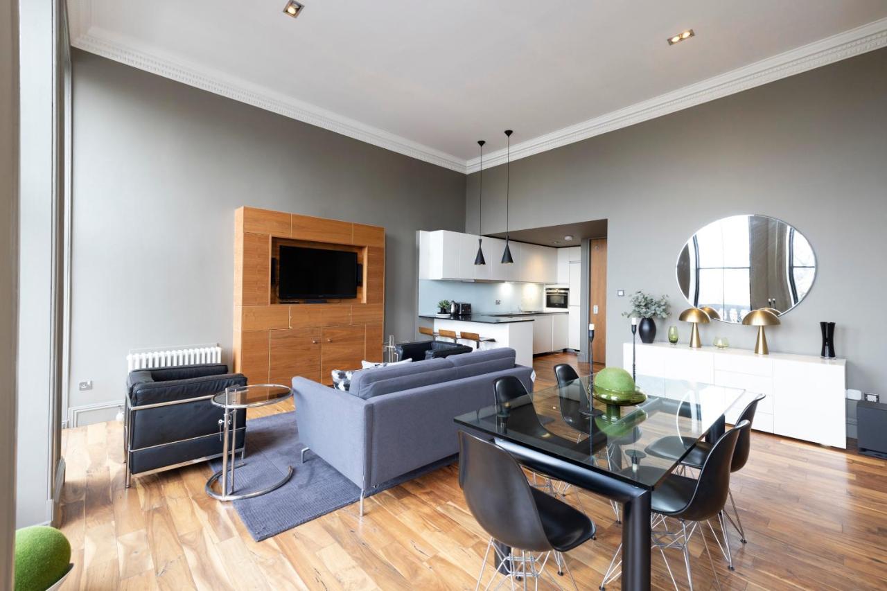 Joivy Chic 2br With Views At The Heart Of Old Town Apartment *