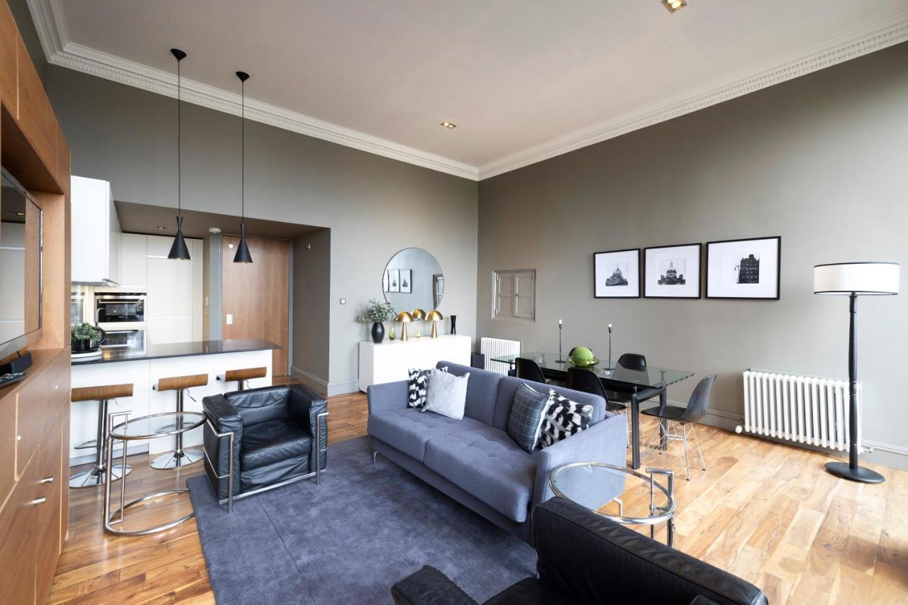 Joivy Chic 2br With Views At The Heart Of Old Town