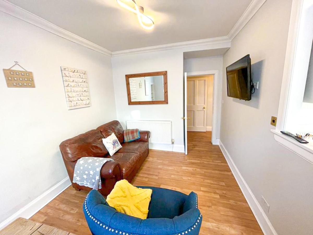 Rose Street's Hidden Treasure- 2bed Newly Refurbished Appartement *