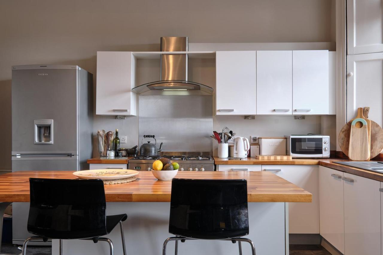 New Town 2br-1ba Georgian Flat With Amazing Views Appartement