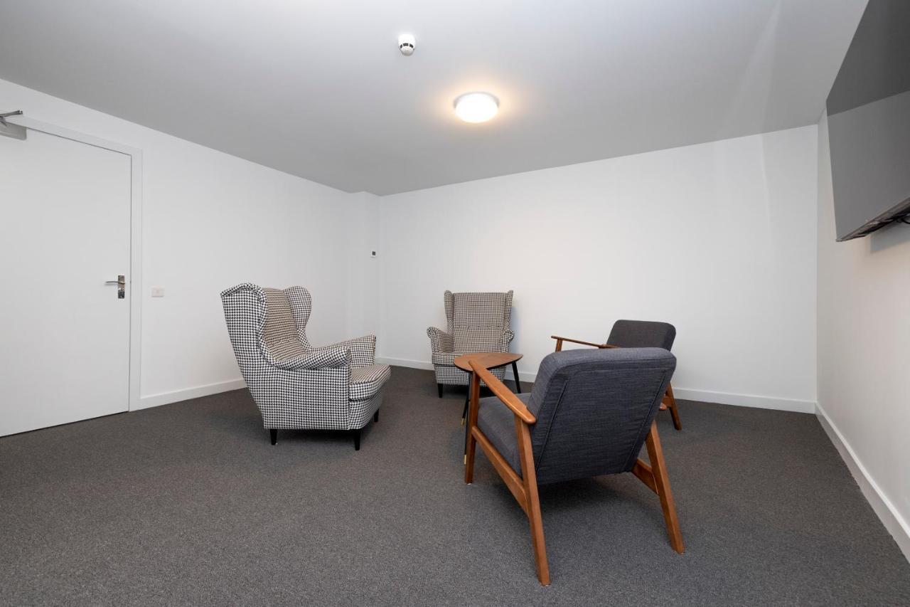 Apartment Altido Elegant Near The Meadows EDI