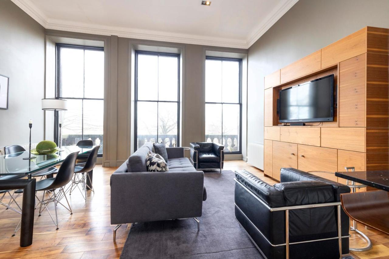 Joivy Chic 2br With Views At The Heart Of Old Town Apartment Edinburgh