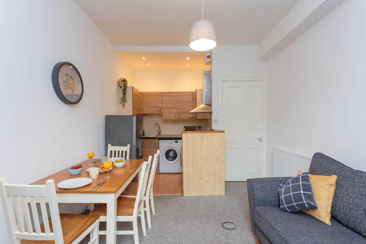 Apartment Fountain Park 1bed Edinburgh
