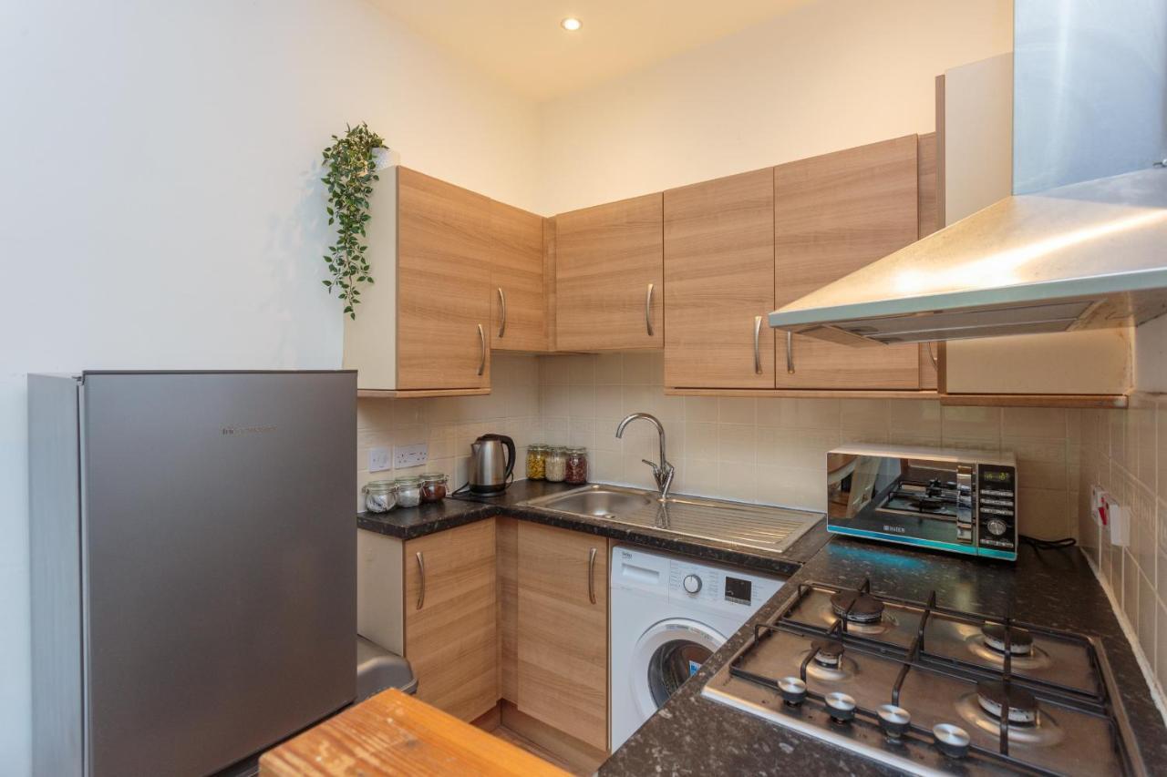 Fountain Park 1bed * Edinburgh