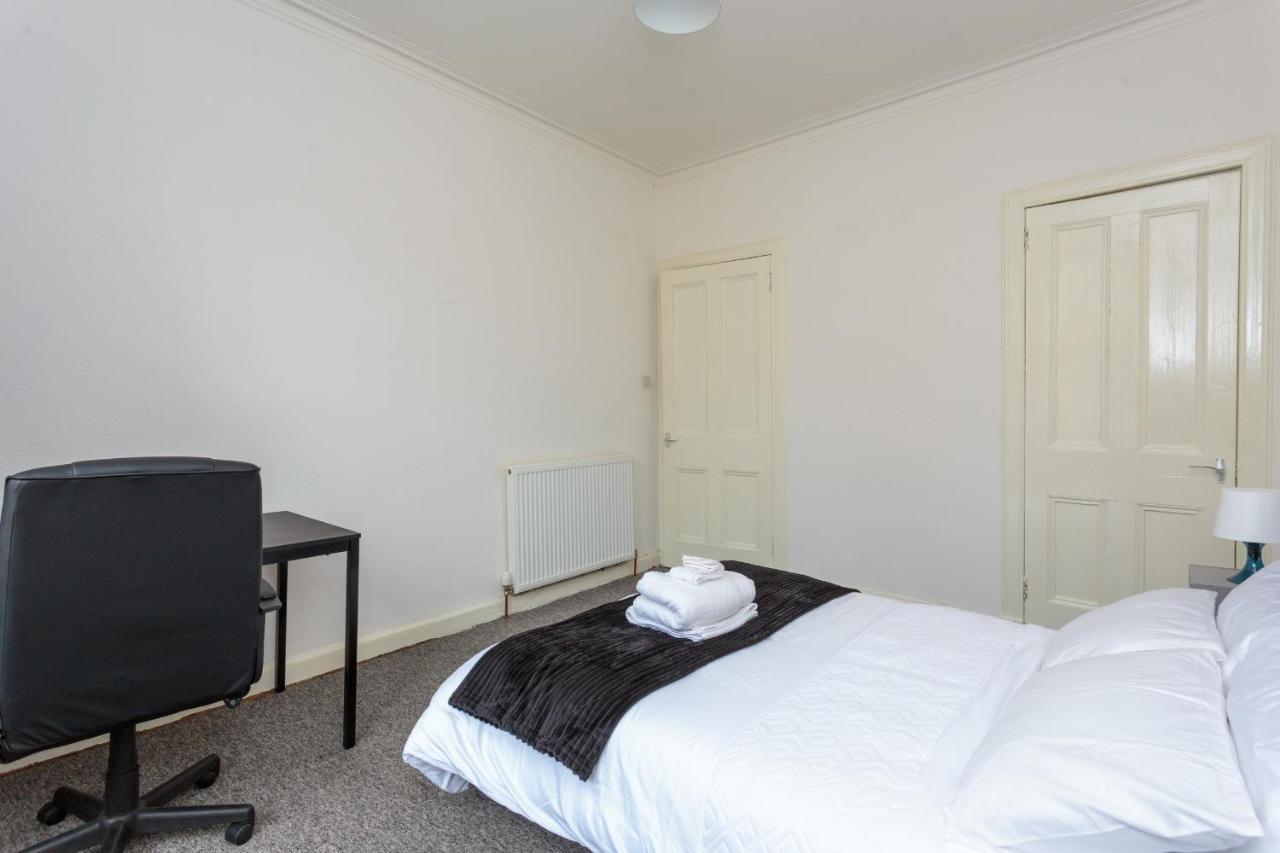 Fountain Park 1bed Edinburgh