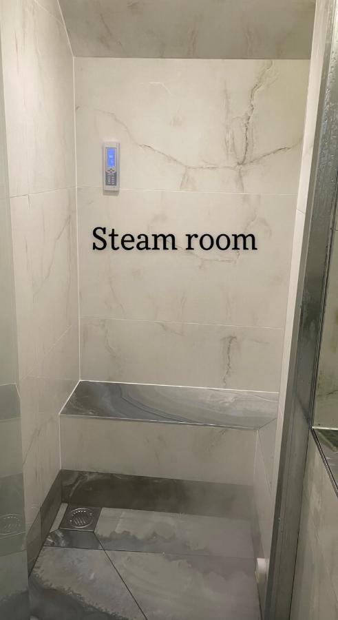 Apartment Luxury Centre With Steam *