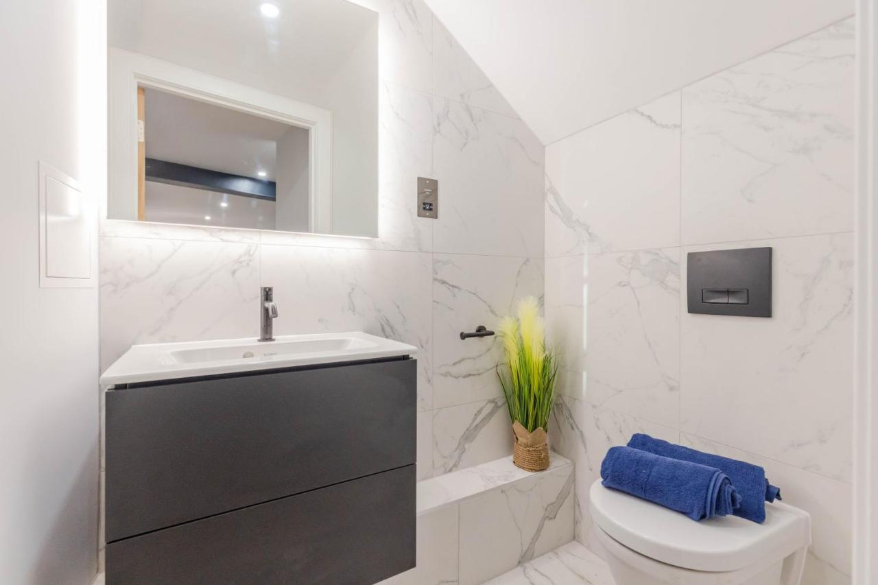 Holiday home Dragon - Yukina - 2 Bed Centre House With Garden Edinburgh