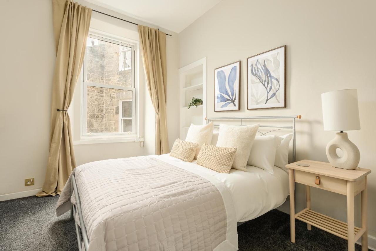 The Raeburn - Stockbridge *