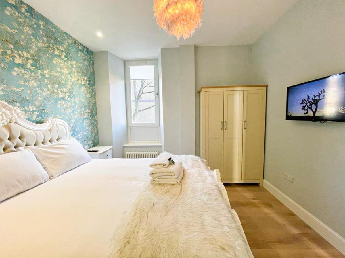Beautiful 2br, Private Entry In Vibrant Leith Apartment Edinburgh