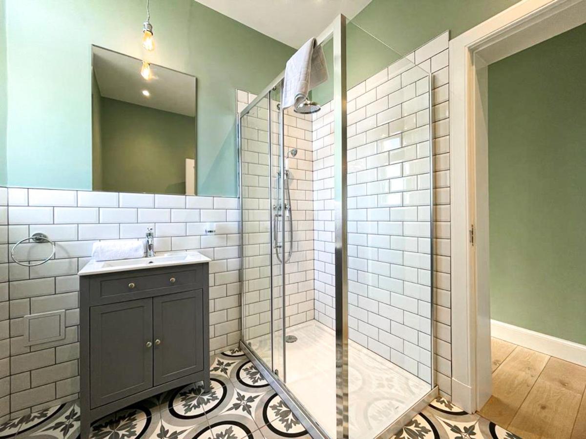 Apartment Beautiful 2br, Private Entry In Vibrant Leith