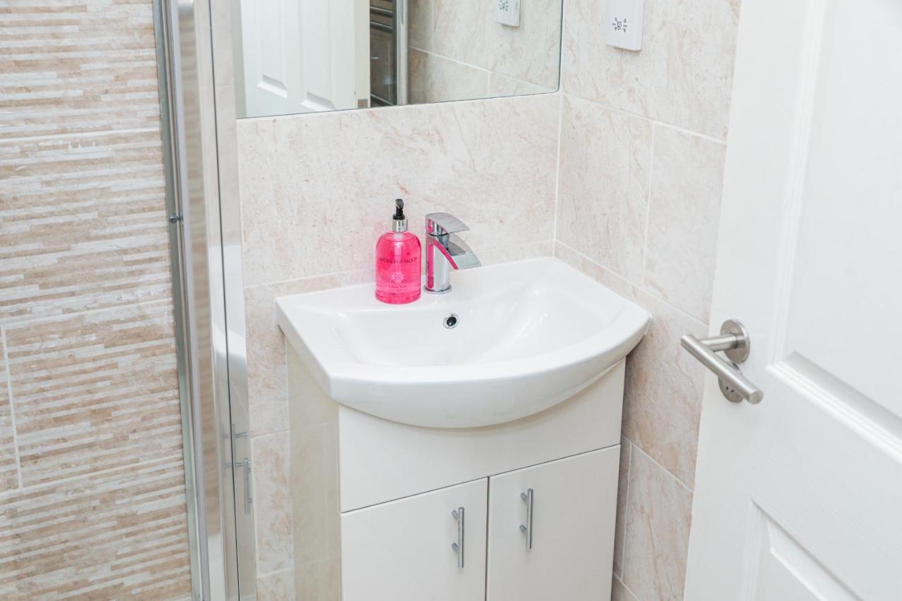 Waterfront Castle View 3 Bed EDI
