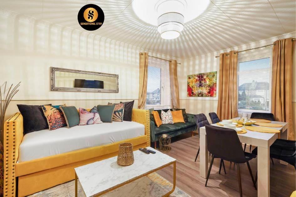 Apartment 4 Bedrooms By Sensational Short Lets & Serviced *
