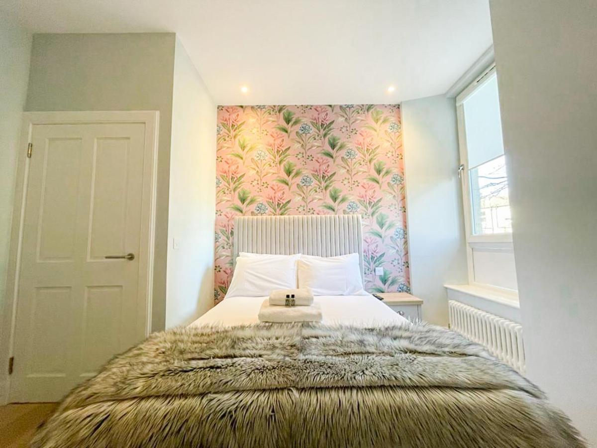 Beautiful 2br, Private Entry In Vibrant Leith Apartment *