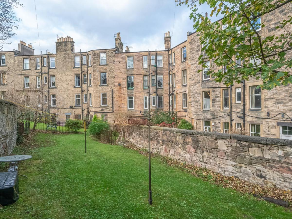 Newly Decorated Spacious 2bed Flat In Chic Area Apartment