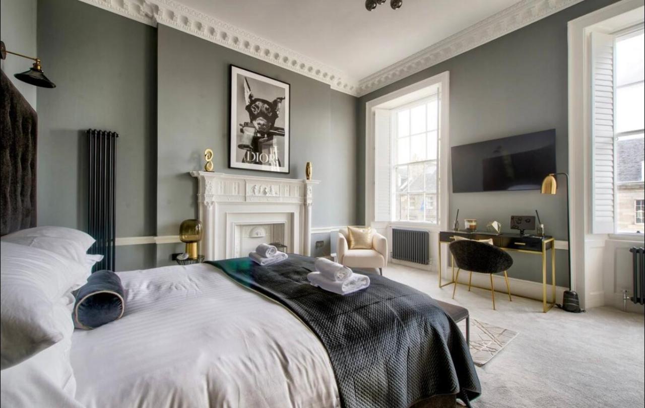 The York Place Apartment *