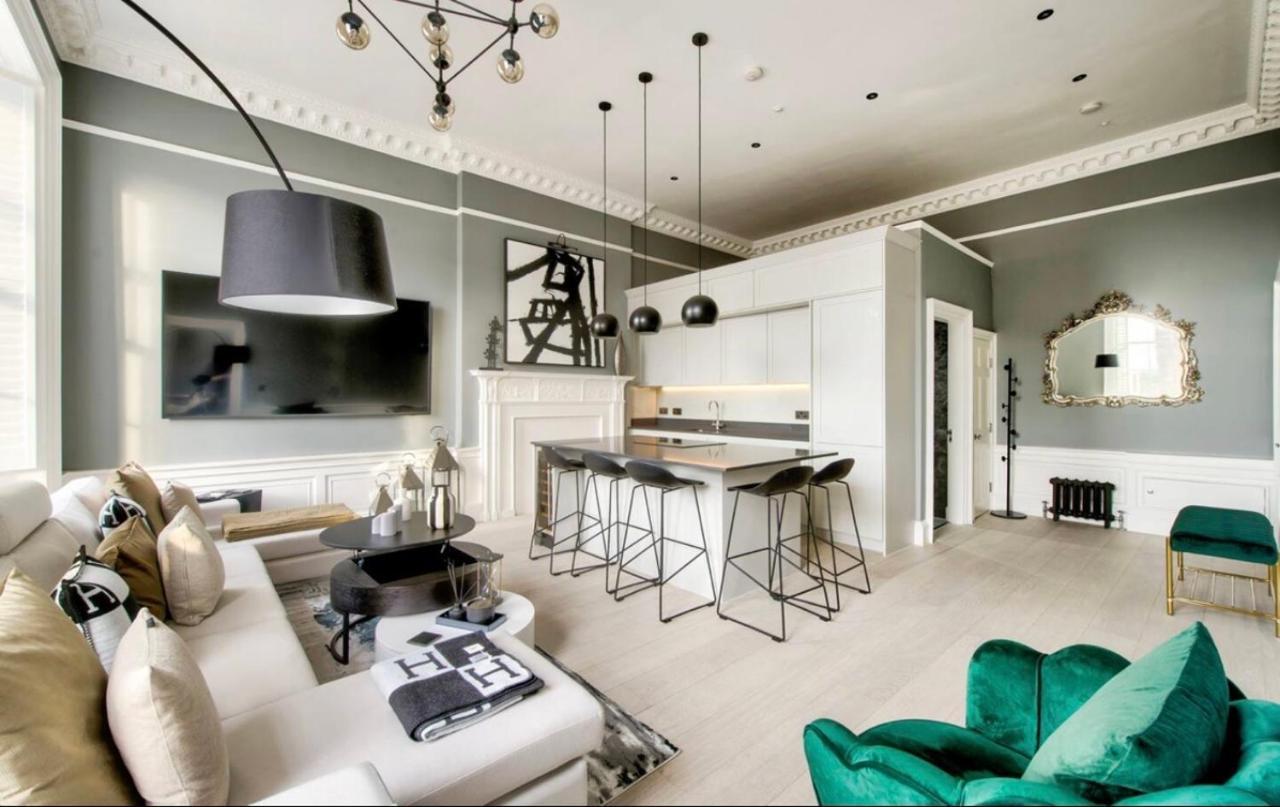 The York Place Apartment *