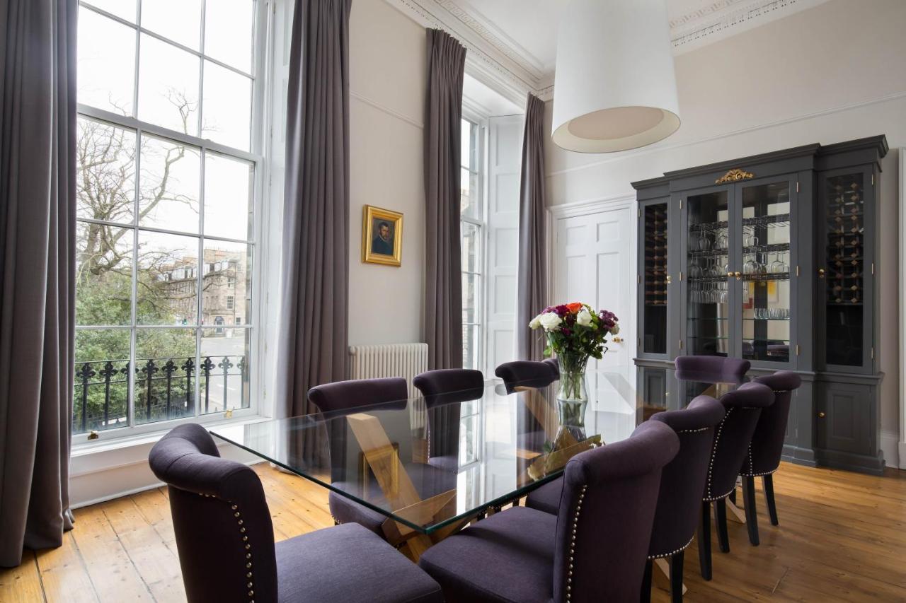 Magnificent Georgian 3-bedroom In New Town Apartment