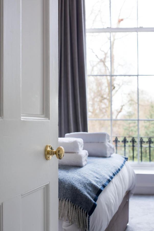 Magnificent Georgian 3-bedroom In New Town