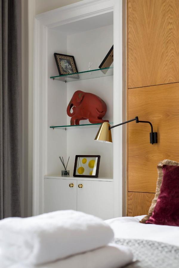 Magnificent Georgian 3-bedroom In New Town