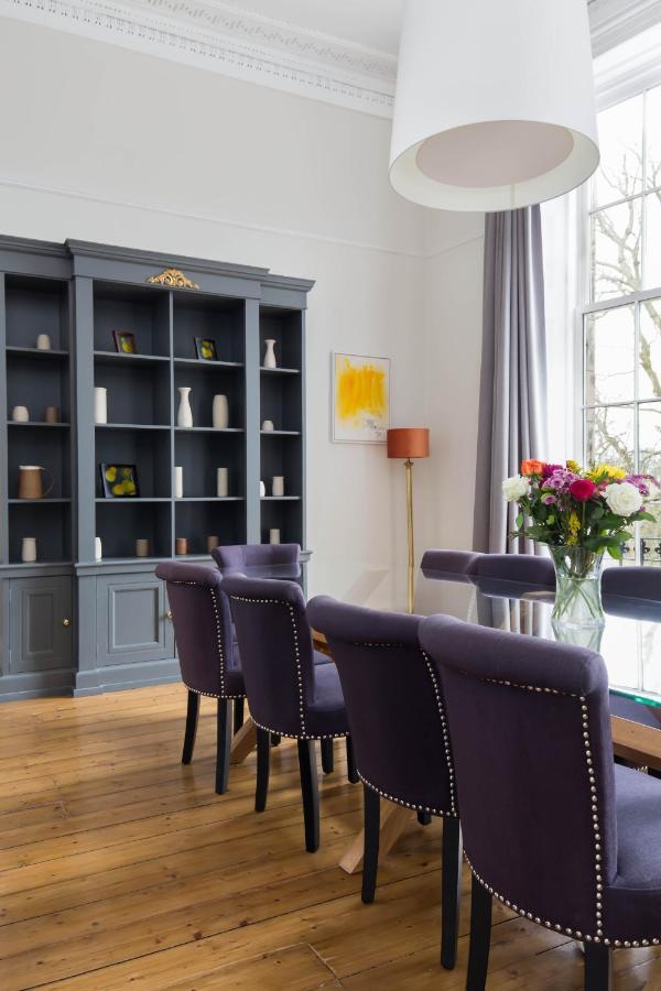 Magnificent Georgian 3-bedroom In New Town Apartment