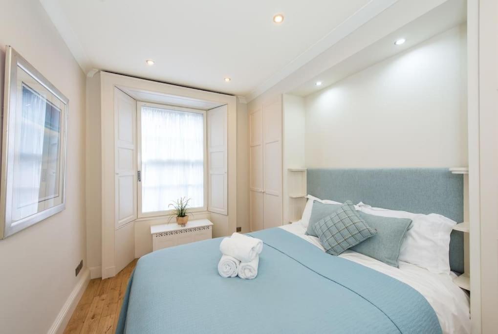 Self Catering , Centre With Parking Apartment