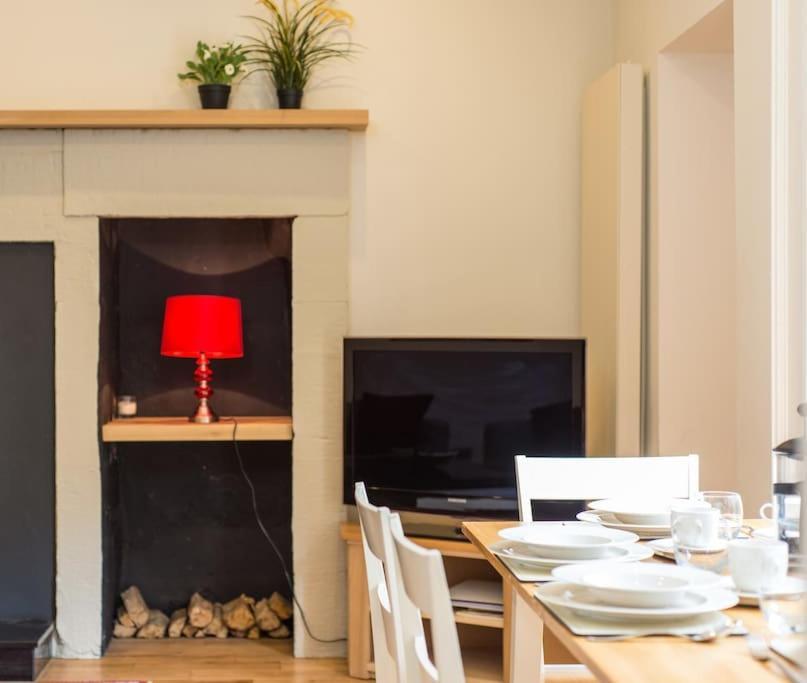 Self Catering , Centre With Parking Edinburgh