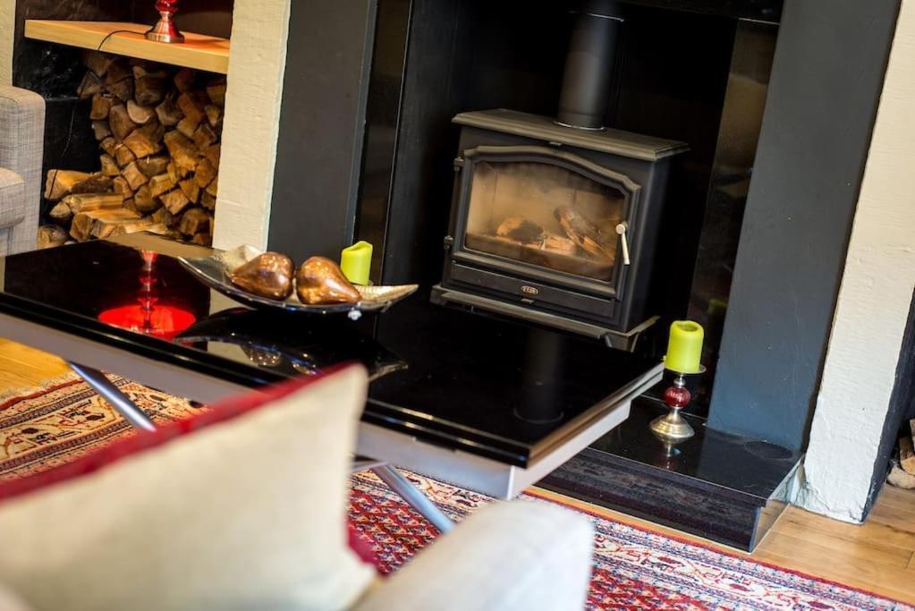 Self Catering , Centre With Parking Apartment *