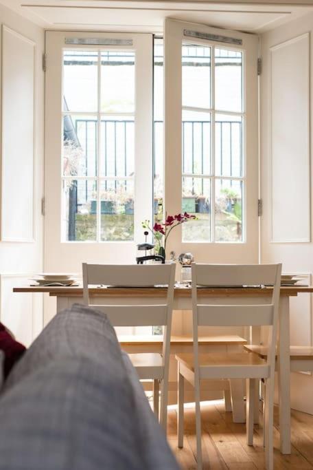 Self Catering , Centre With Parking Apartment *